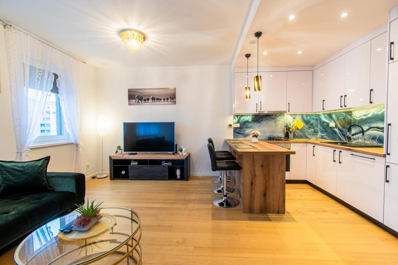Apartmán Flexible Selfcheckins 38 - Zagreb - Garage - Loggia - New - Luxury - Exteriér fotografie